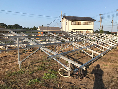 農業に革命を起こす: アモイ・トップフェンスの画期的な太陽光発電農業用温室が持続可能な農業への先頭に立つ
        